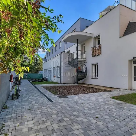 Apartman Manky Pardubice Exterior photo
